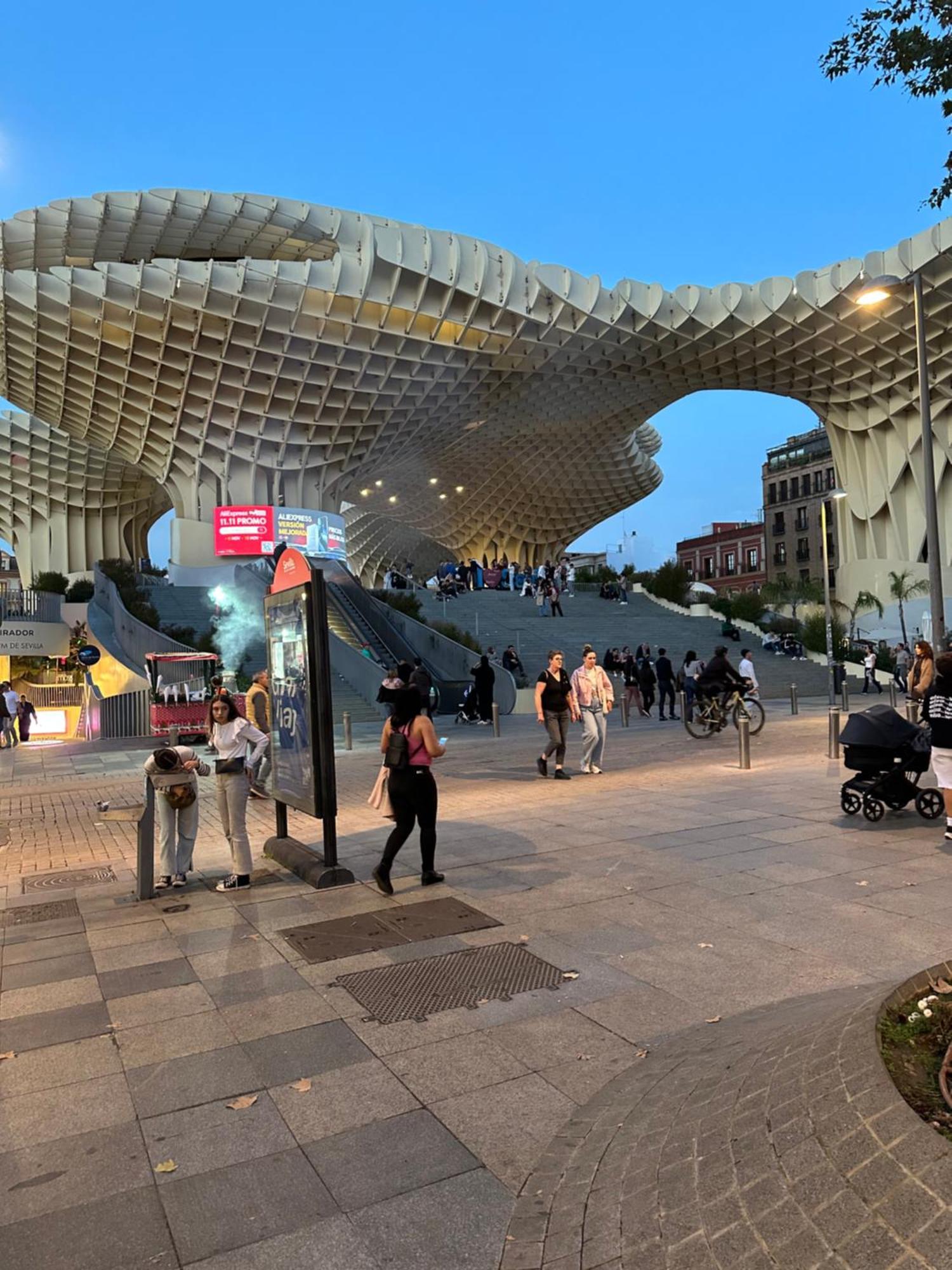 Casa Duque Compartida Familiar 1-Habitacion Con Bano Propio Sevilla Bagian luar foto